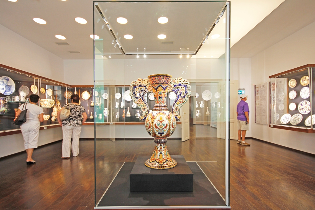 Zsolnay Museum